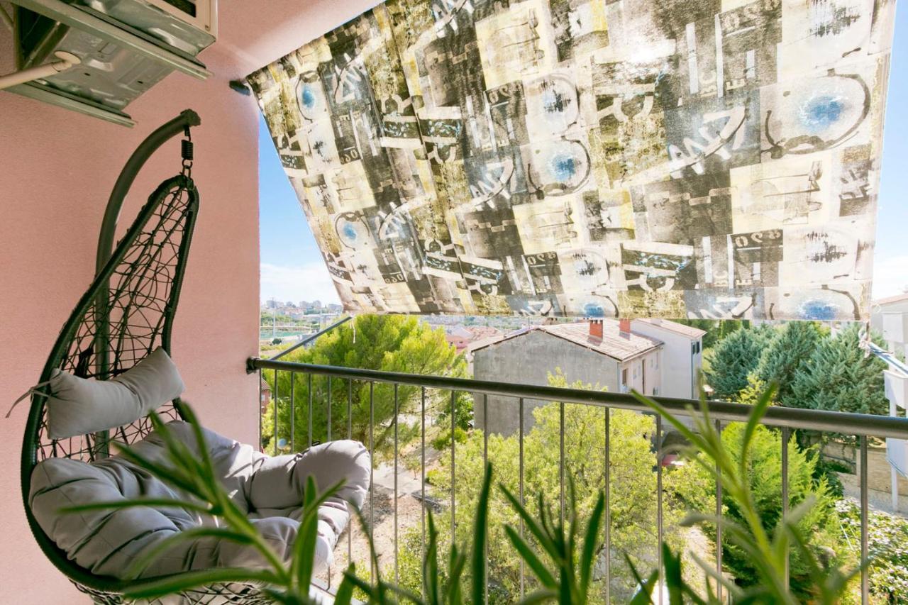 Modern Oasis Apartment Pola Esterno foto